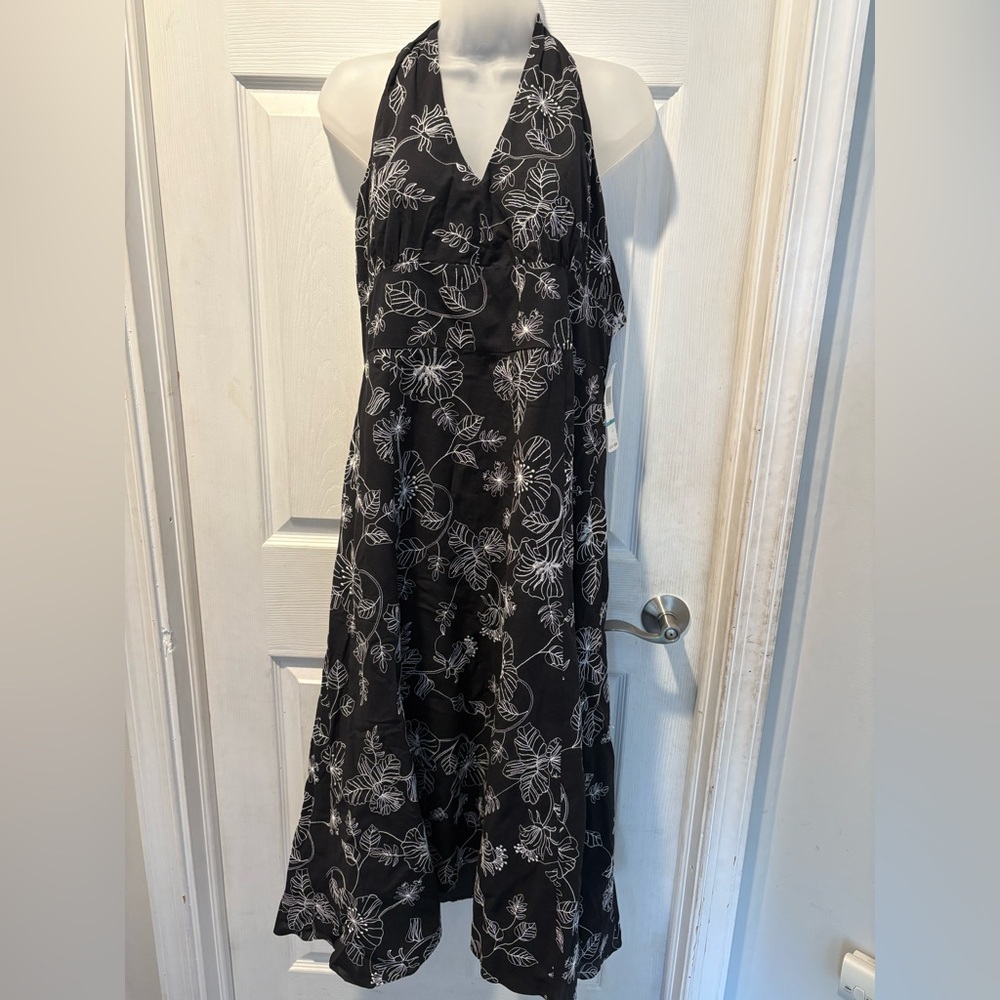 Evan Picone Black & White Embroidered Floral Halter V-Neck Dress size 16 NWT